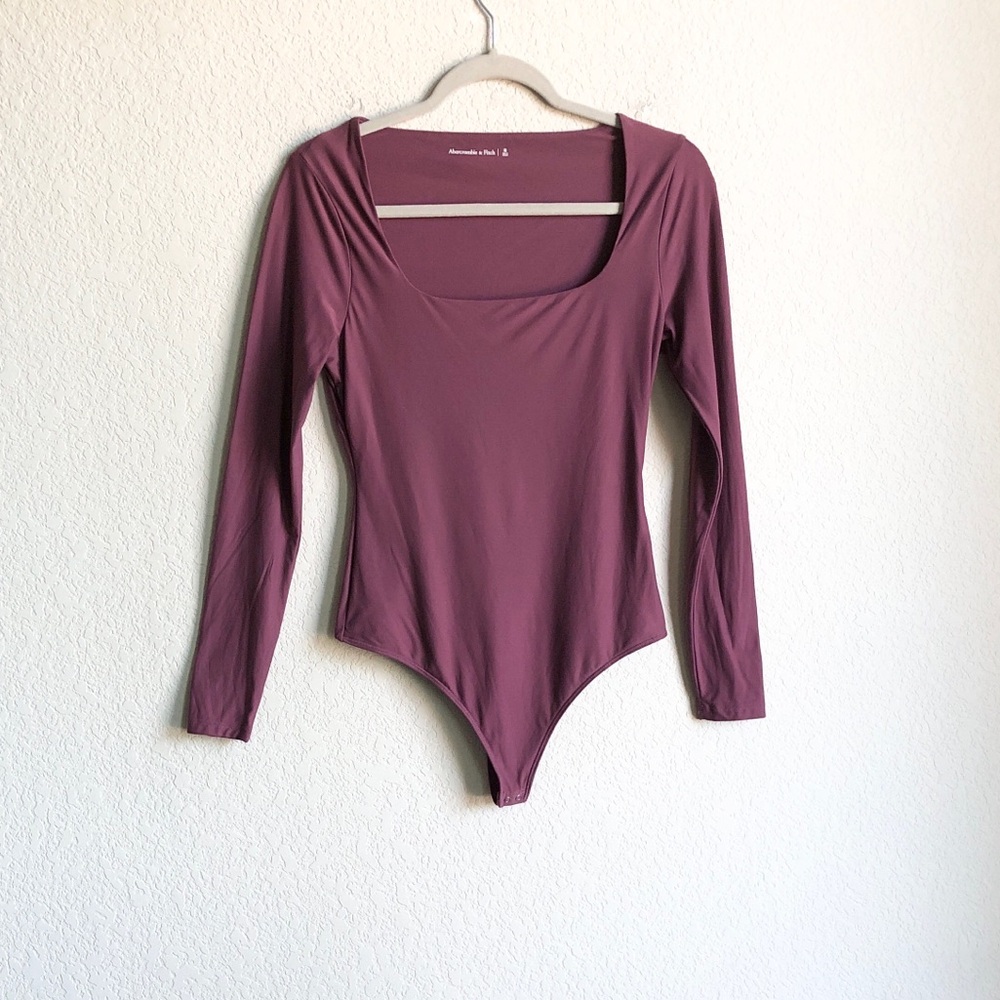 Abercrombie and Fitch Long Neck Bodysuit Scoop Square Neck Medium